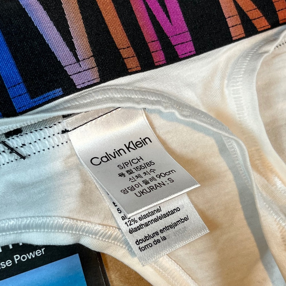 Calvin Klein Intense Power Pride Rainbow Logo Thong White Small QF7833-110 - Picture 5 of 7